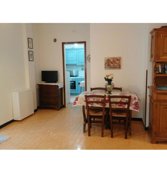 Appartamento Monterosso 81 Монтероссо-аль-Маре Номер фото